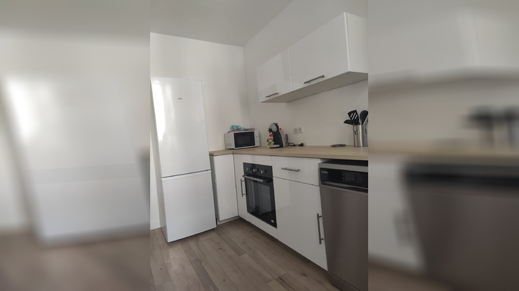 Ma-Cabane - Location Appartement Saint-Étienne, 105 m²
