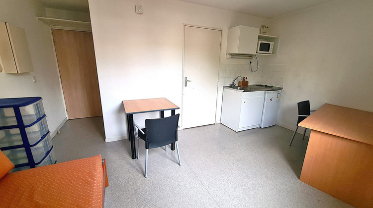 Ma-Cabane - Location Appartement Saint-Étienne, 18 m²