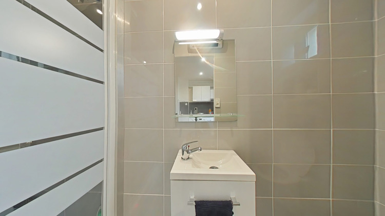 Ma-Cabane - Location Appartement Saint-Étienne, 32 m²