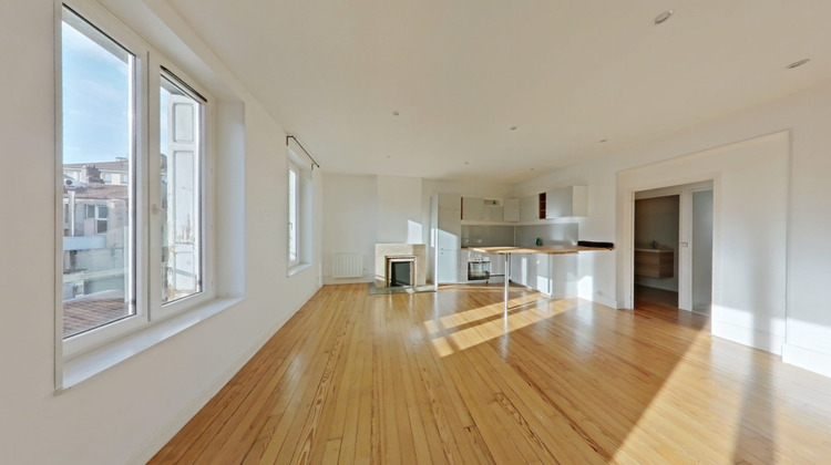 Ma-Cabane - Location Appartement Saint-Étienne, 98 m²