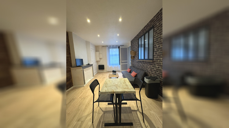 Ma-Cabane - Location Appartement Saint-Étienne, 38 m²