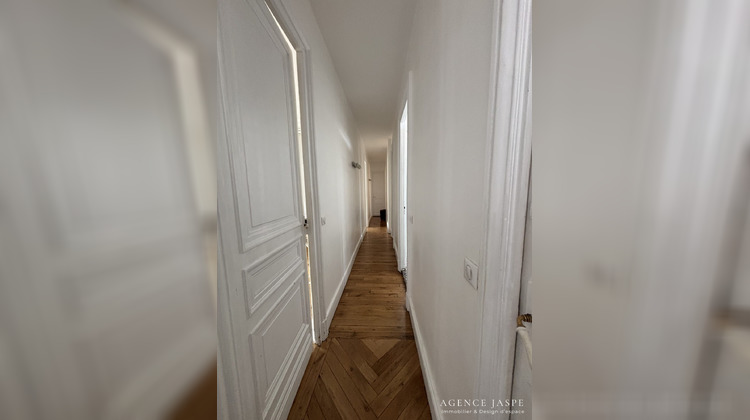 Ma-Cabane - Location Appartement Saint-Étienne, 148 m²