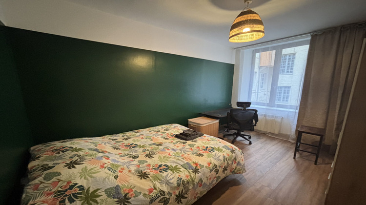 Ma-Cabane - Location Appartement Saint-Étienne, 120 m²