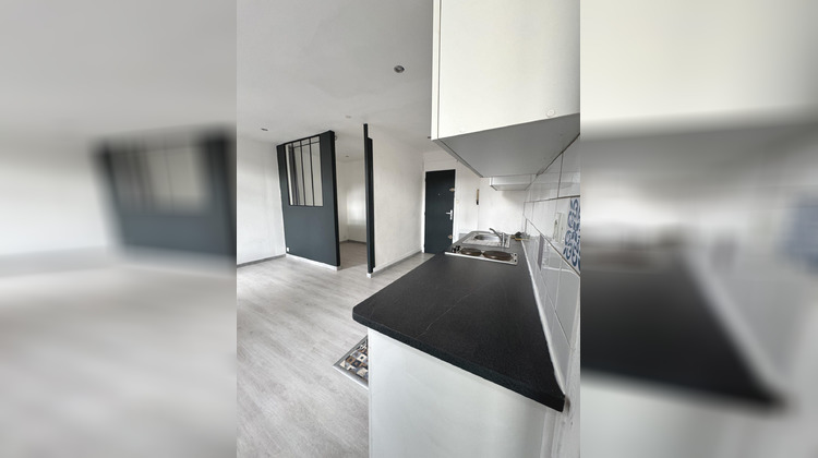 Ma-Cabane - Location Appartement Saint-Étienne, 26 m²