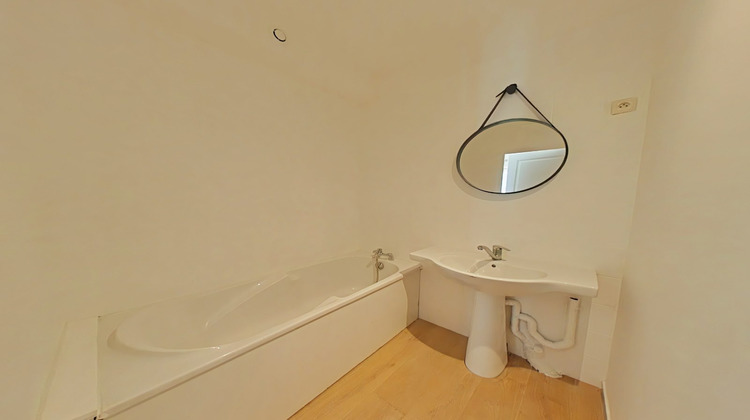 Ma-Cabane - Location Appartement Saint-Étienne, 53 m²