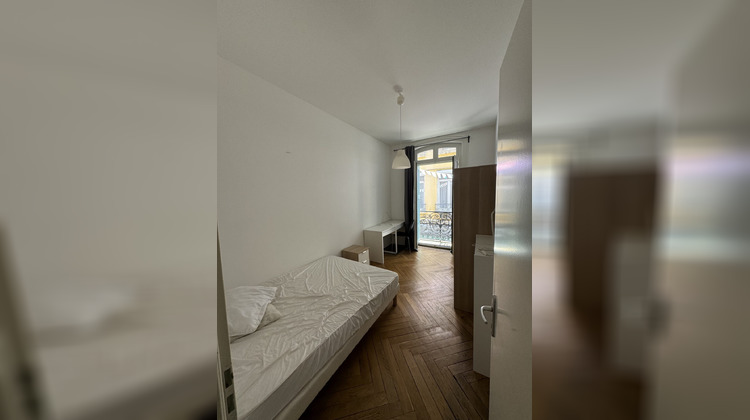 Ma-Cabane - Location Appartement Saint-Étienne, 108 m²