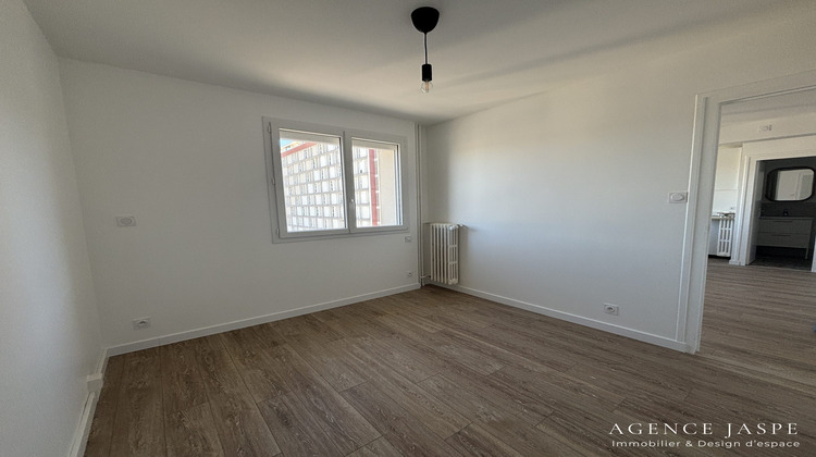 Ma-Cabane - Location Appartement Saint-Étienne, 34 m²