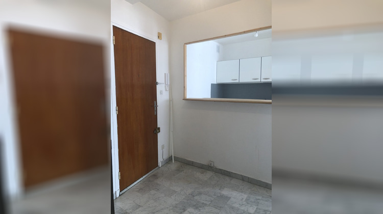 Ma-Cabane - Location Appartement Saint-Étienne, 50 m²