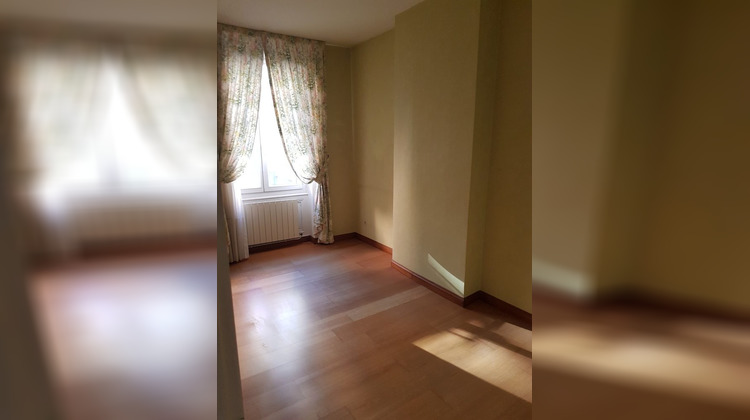 Ma-Cabane - Location Appartement Saint-Étienne, 64 m²