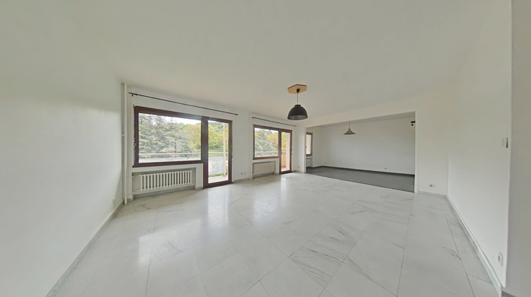 Ma-Cabane - Location Appartement Saint-Étienne, 98 m²