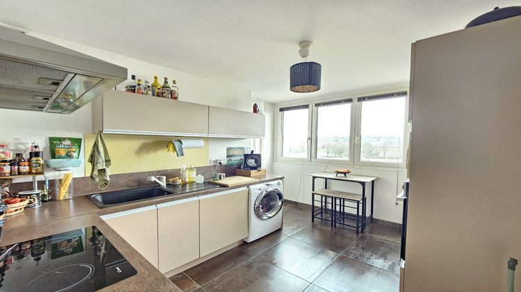 Ma-Cabane - Location Appartement Saint-Étienne, 76 m²