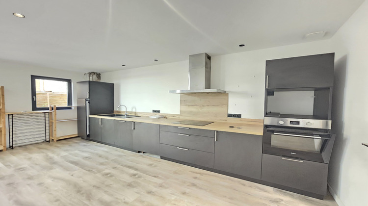 Ma-Cabane - Location Appartement Saint-Étienne, 84 m²
