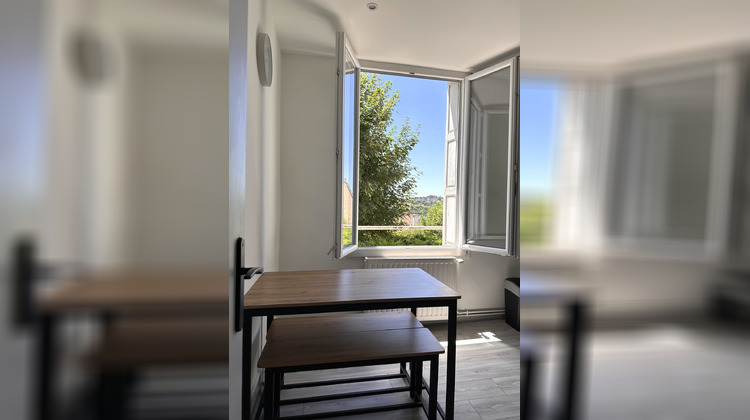 Ma-Cabane - Location Appartement Saint-Étienne, 50 m²