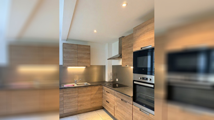 Ma-Cabane - Location Appartement Saint-Étienne, 119 m²