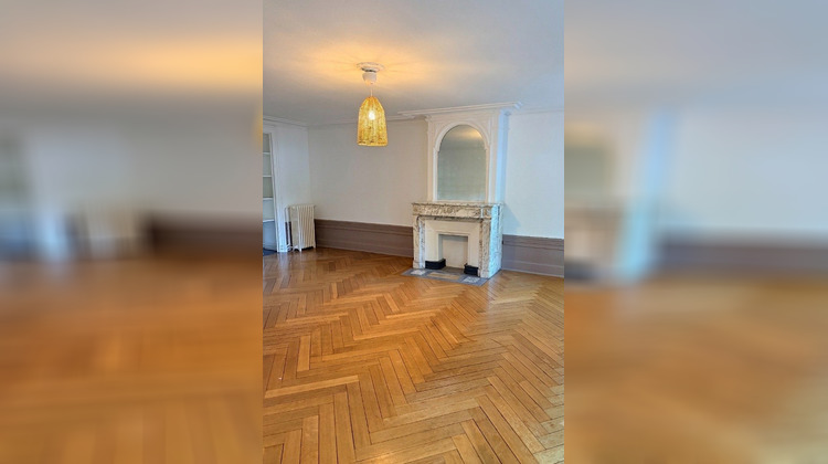 Ma-Cabane - Location Appartement Saint-Étienne, 119 m²