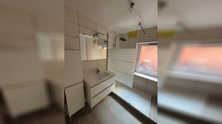 Ma-Cabane - Location Appartement Saint-Étienne, 71 m²