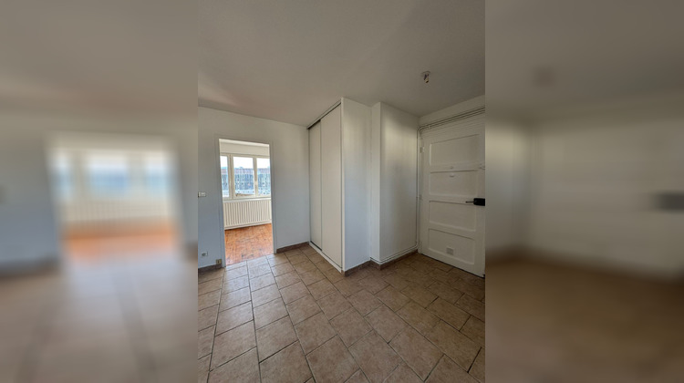 Ma-Cabane - Location Appartement Saint-Étienne, 38 m²