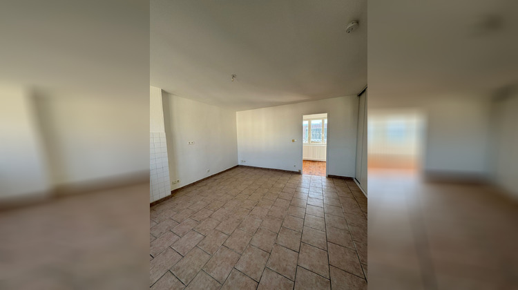 Ma-Cabane - Location Appartement Saint-Étienne, 38 m²