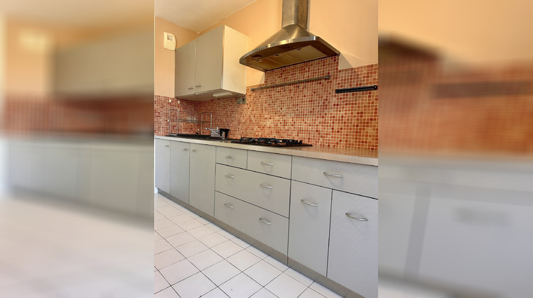 Ma-Cabane - Location Appartement Saint-Étienne, 68 m²