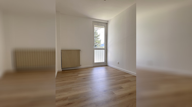 Ma-Cabane - Location Appartement Saint-Étienne, 68 m²