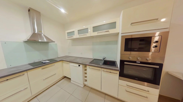Ma-Cabane - Location Appartement Saint-Étienne, 50 m²
