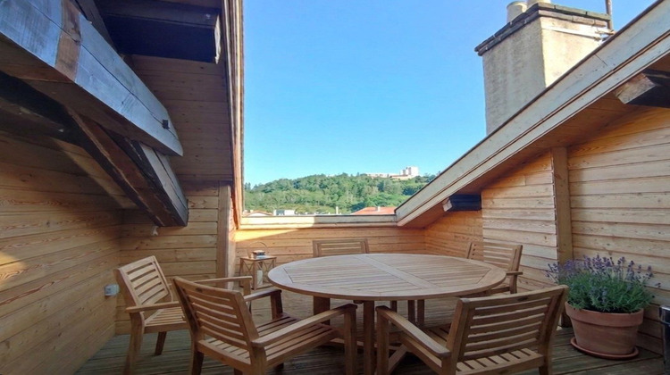 Ma-Cabane - Location Appartement Saint-Étienne, 151 m²