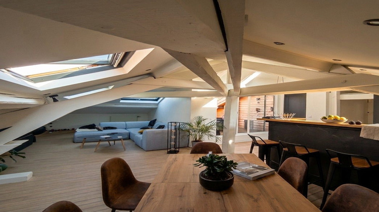 Ma-Cabane - Location Appartement Saint-Étienne, 151 m²