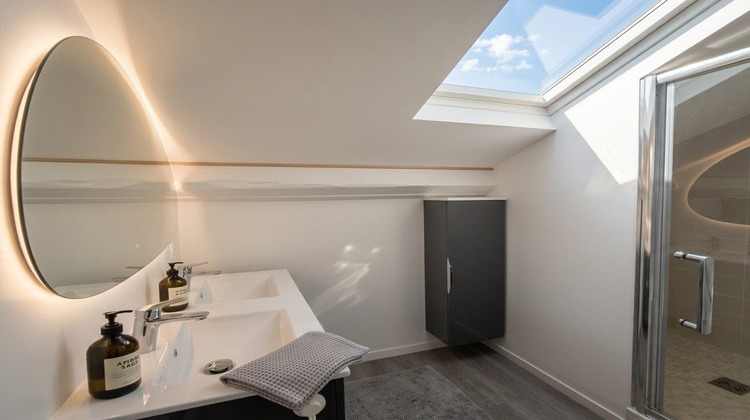 Ma-Cabane - Location Appartement Saint-Étienne, 151 m²