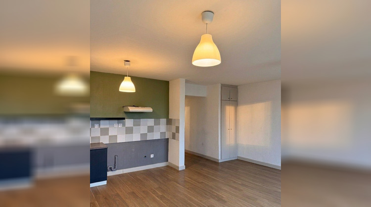 Ma-Cabane - Location Appartement Saint-Étienne, 57 m²