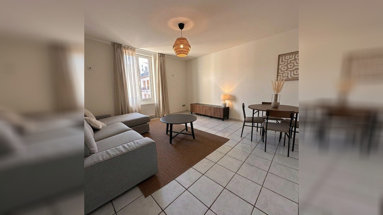 Ma-Cabane - Location Appartement Saint-Étienne, 75 m²