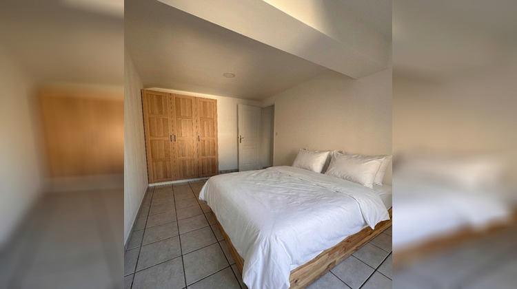 Ma-Cabane - Location Appartement Saint-Étienne, 75 m²