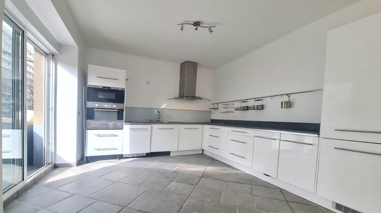 Ma-Cabane - Location Appartement Saint-Étienne, 73 m²