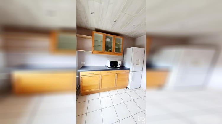 Ma-Cabane - Location Appartement Saint-Étienne, 67 m²