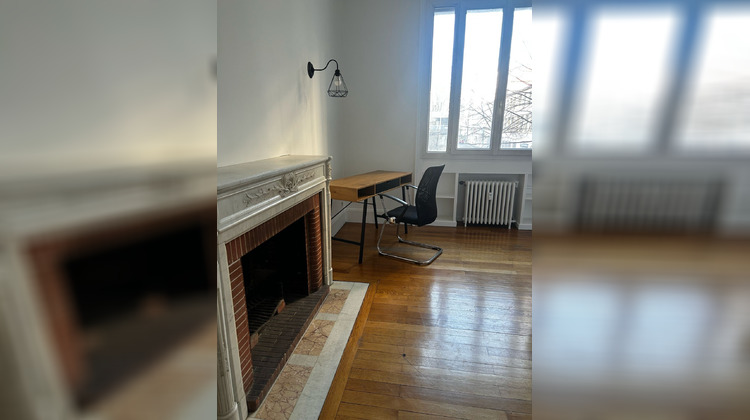 Ma-Cabane - Location Appartement Saint-Étienne, 157 m²