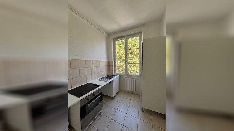 Ma-Cabane - Location Appartement Saint-Étienne, 35 m²