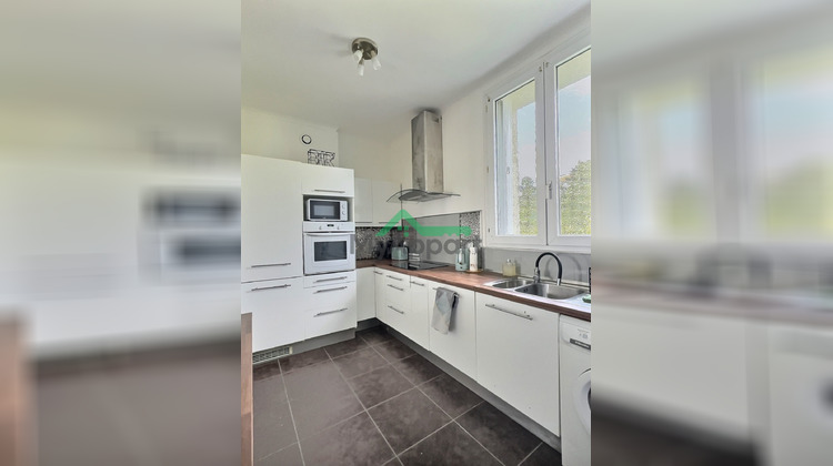 Ma-Cabane - Location Appartement Saint-Étienne, 69 m²