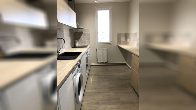 Ma-Cabane - Location Appartement Saint-Étienne, 57 m²