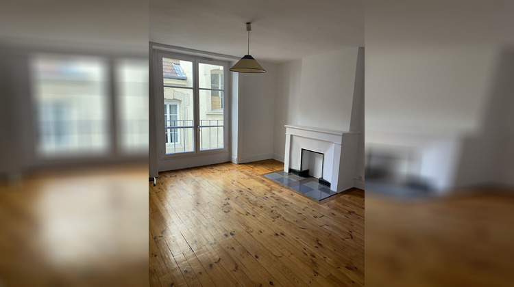 Ma-Cabane - Location Appartement Saint-Étienne, 104 m²