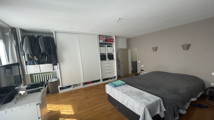 Ma-Cabane - Location Appartement Saint-Étienne, 140 m²