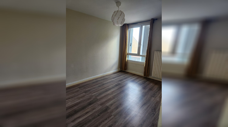 Ma-Cabane - Location Appartement Saint-Étienne, 71 m²
