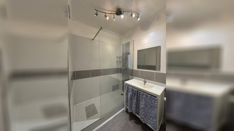 Ma-Cabane - Location Appartement Saint-Étienne, 47 m²
