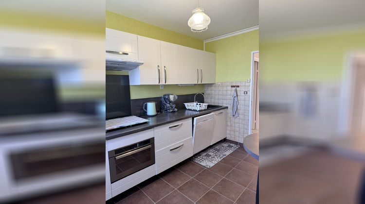 Ma-Cabane - Location Appartement Saint-Étienne, 98 m²