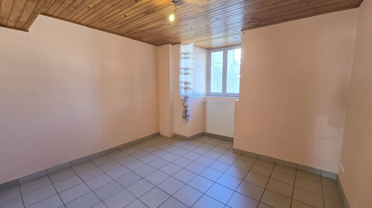 Ma-Cabane - Location Appartement Saint-Agrève, 49 m²