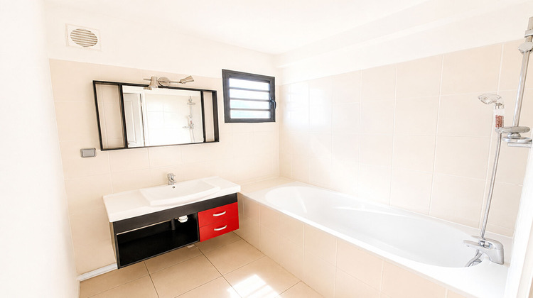 Ma-Cabane - Location Appartement SAINT-ANDRE, 54 m²