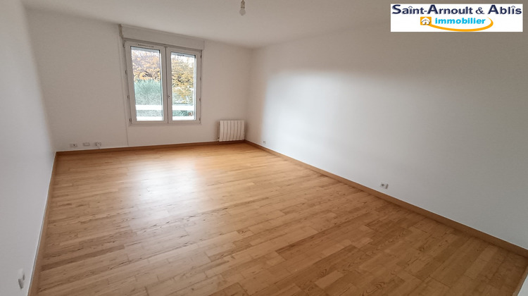 Ma-Cabane - Location Appartement Saint-Arnoult-en-Yvelines, 66 m²