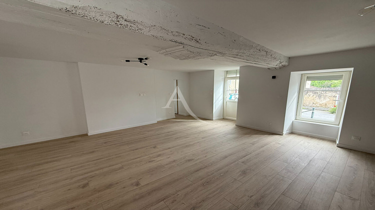 Ma-Cabane - Location Appartement SAINT-AUBIN-DE-LUIGNE, 51 m²