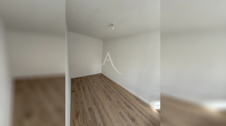 Ma-Cabane - Location Appartement SAINT-AUBIN-DE-LUIGNE, 51 m²