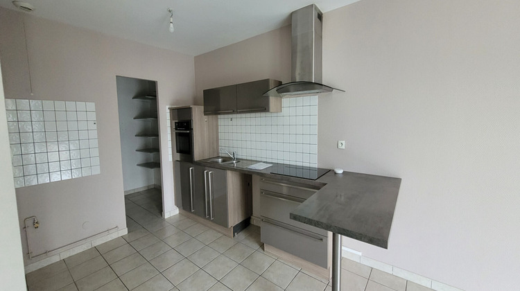 Ma-Cabane - Location Appartement SAINT-AVOLD, 93 m²