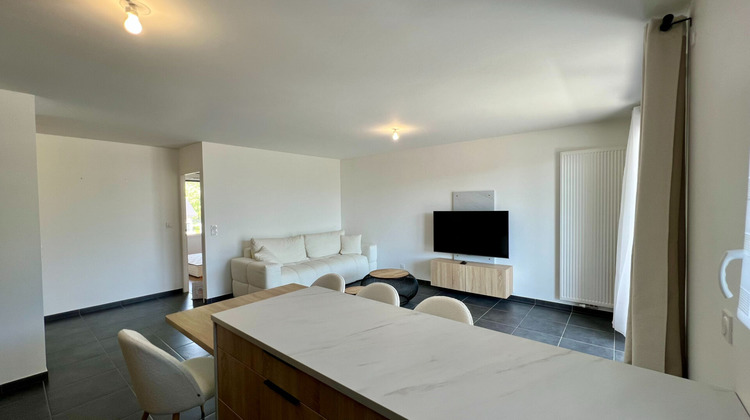 Ma-Cabane - Location Appartement SAINT-BALDOPH, 66 m²