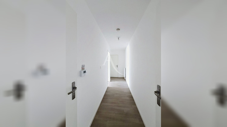 Ma-Cabane - Location Appartement SAINT-BARTHELEMY-D'ANJOU, 60 m²